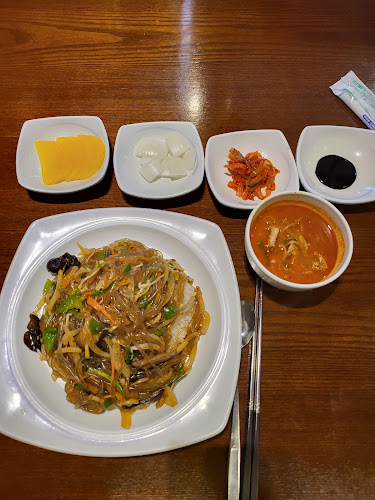 Opinii despre 왕비성 în 광주시 - 외식업