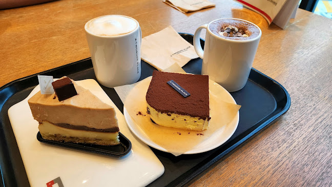 투썸플레이스 수원드라마센타점 - 외식업