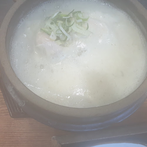 Comentarii opinii despre 청송영계삼계탕