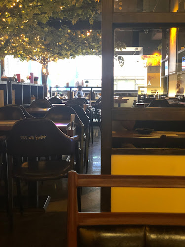 지금보고싶다 수원인계점 - 외식업