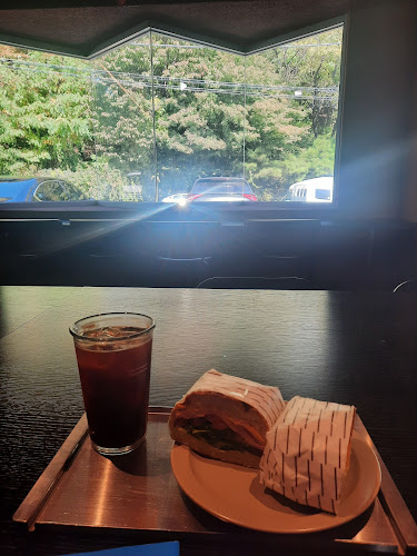 Comentarii opinii despre 노스모크위드아웃파이어카페 유림점