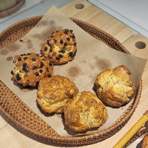 경기도 수원시 영통구 센트럴파크로 127번길 138 지하1층