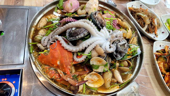 섬마을해물탕 - 외식업