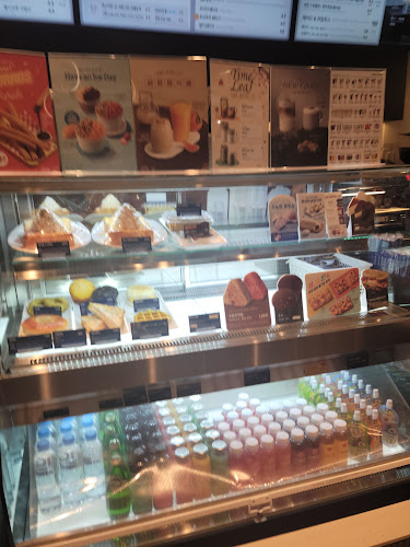 Opinii despre 이디야커피과천중앙점 în 과천시 - 외식업