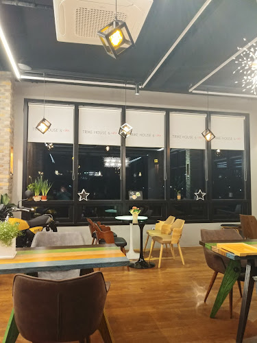 트라이크 하우스 - 외식업