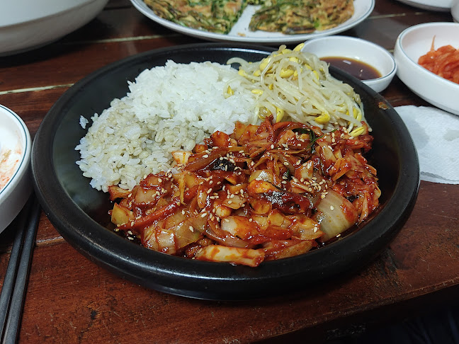 몽촌토성보리밥손칼국수 - 하남시