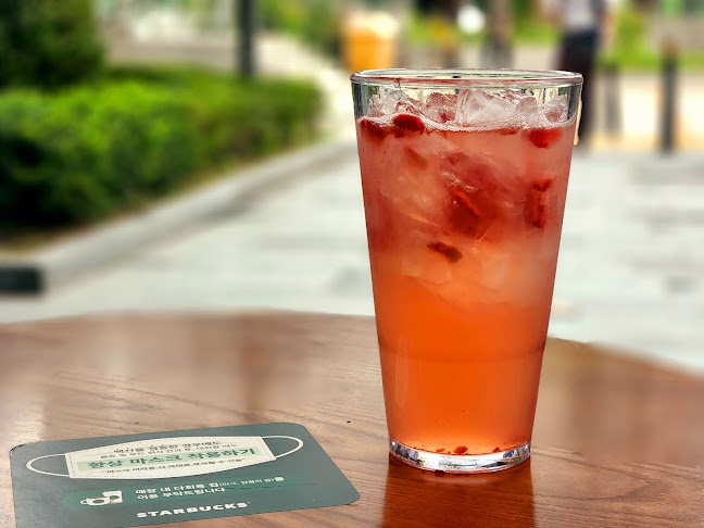 스타벅스 판교알파돔타워점 - 성남시