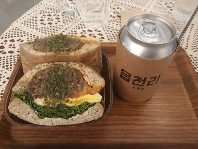 Opinii despre 읍천리382 제주연동점 în 제주시 - 외식업