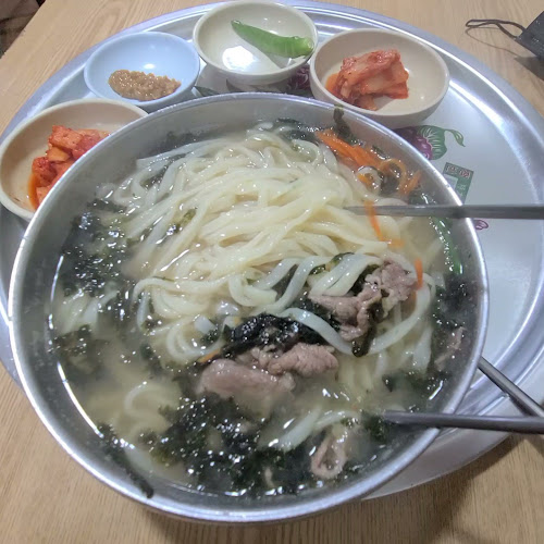 Opinii despre 정평할매국수 în 경산시 - 외식업