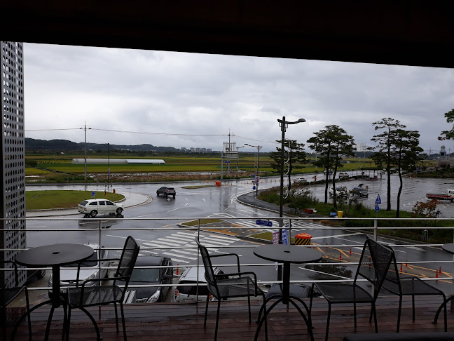 BOHEMIAN COFFEE 보헤미안 커피 - 외식업