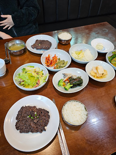 Opinii despre 송월관 în 동두천시 - 외식업