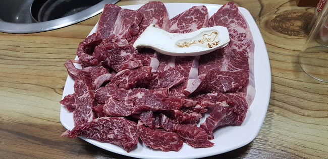 촌당숯불생고기3호점 - 외식업