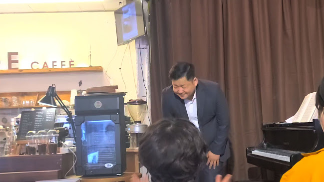 Opinii despre 카페로데 în 남구 - 외식업