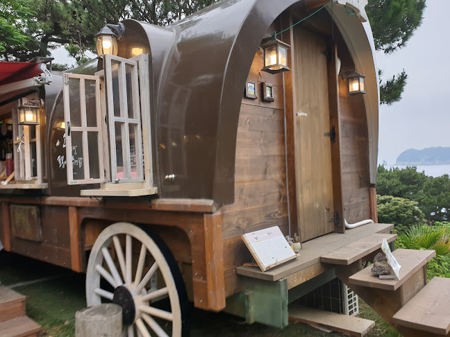 Comentarii opinii despre 까망카페