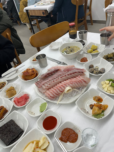 Comentarii opinii despre 조일식당