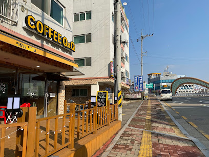 큐&큐 베트남 커피숍