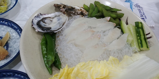 전북특별자치도 군산시 월명동 17-53