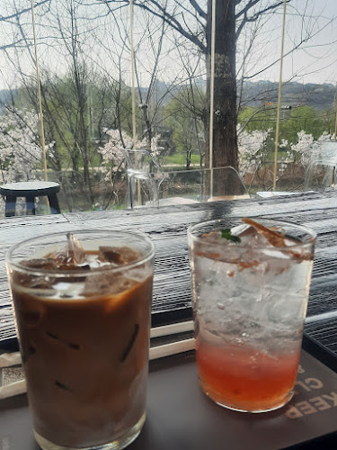 어반런드렛 더 테라스