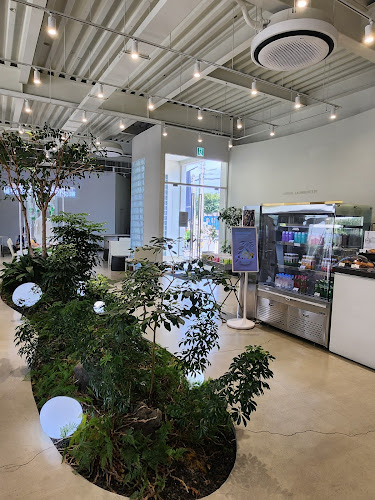 어반런드렛 더 테라스 - 외식업