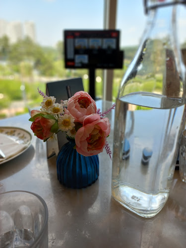 경기도 수원시 영통구 광교호수공원로 80 KR 앨리웨이 어라운드라이프 3층