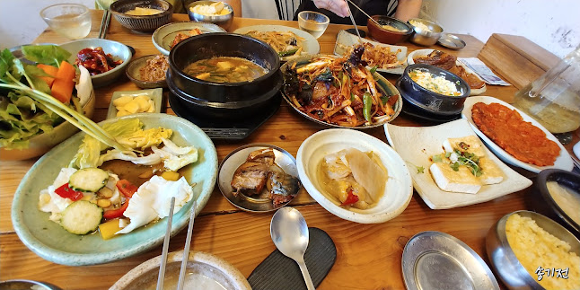 Opinii despre 소반 în 서귀포시 - 외식업