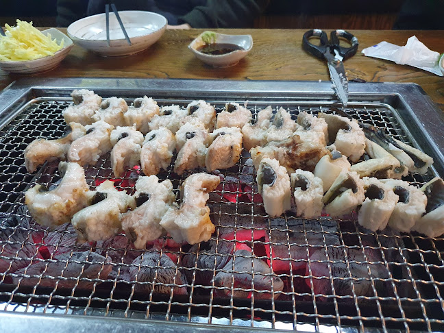 Comentarii opinii despre 남해바다장어참숯불구이