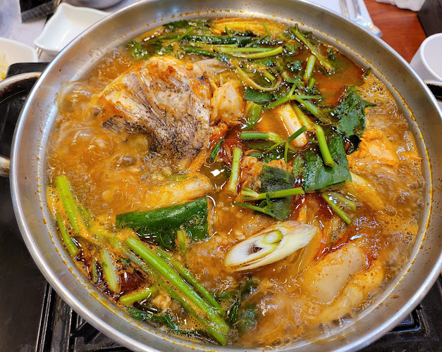 제주특별자치도 서귀포시 특별자치도, 서귀동 7-1 KR