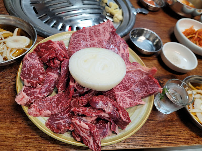 순우리 - 외식업